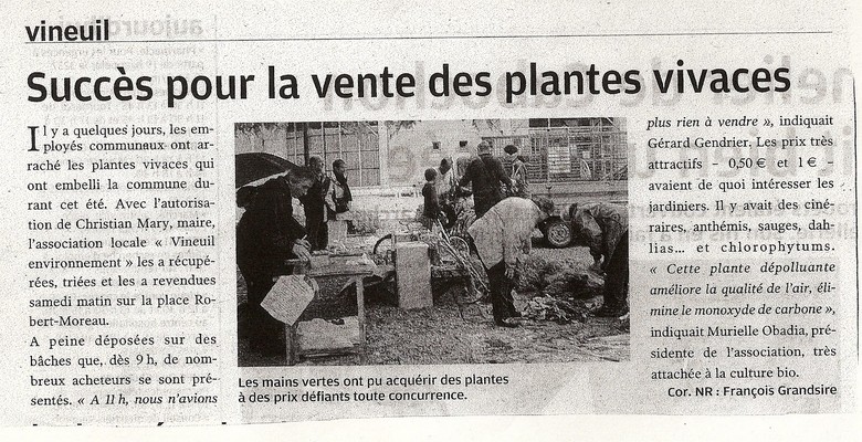 nr-2009-10-13-succes-pour-la-vente-des-plantes-vivaces-copier.jpg